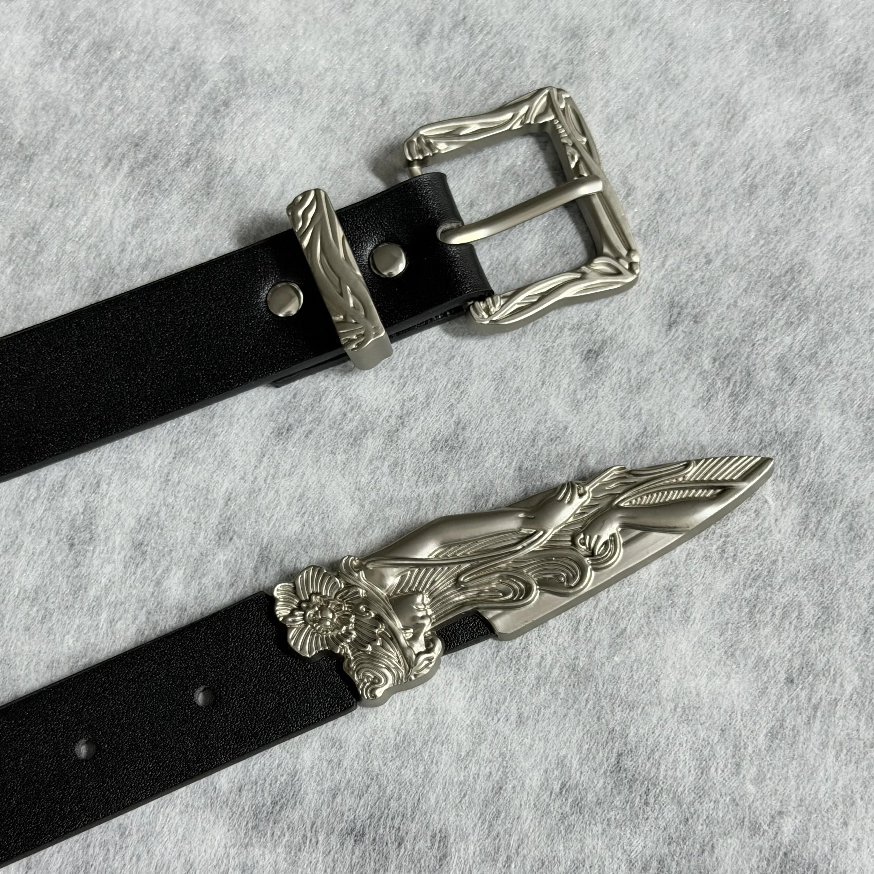 Minority Western-style Broken Sword Metal Carved Belt Versatile for Daily Wear with Jeans