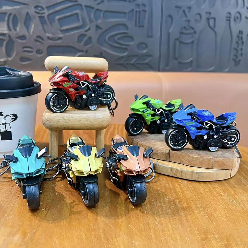 

Motorcycle Keychain, Simulation Locomotive Model Key Chain, Bag Pendant & Accessories, Mini Cute Ornament, Holiday Small Gift