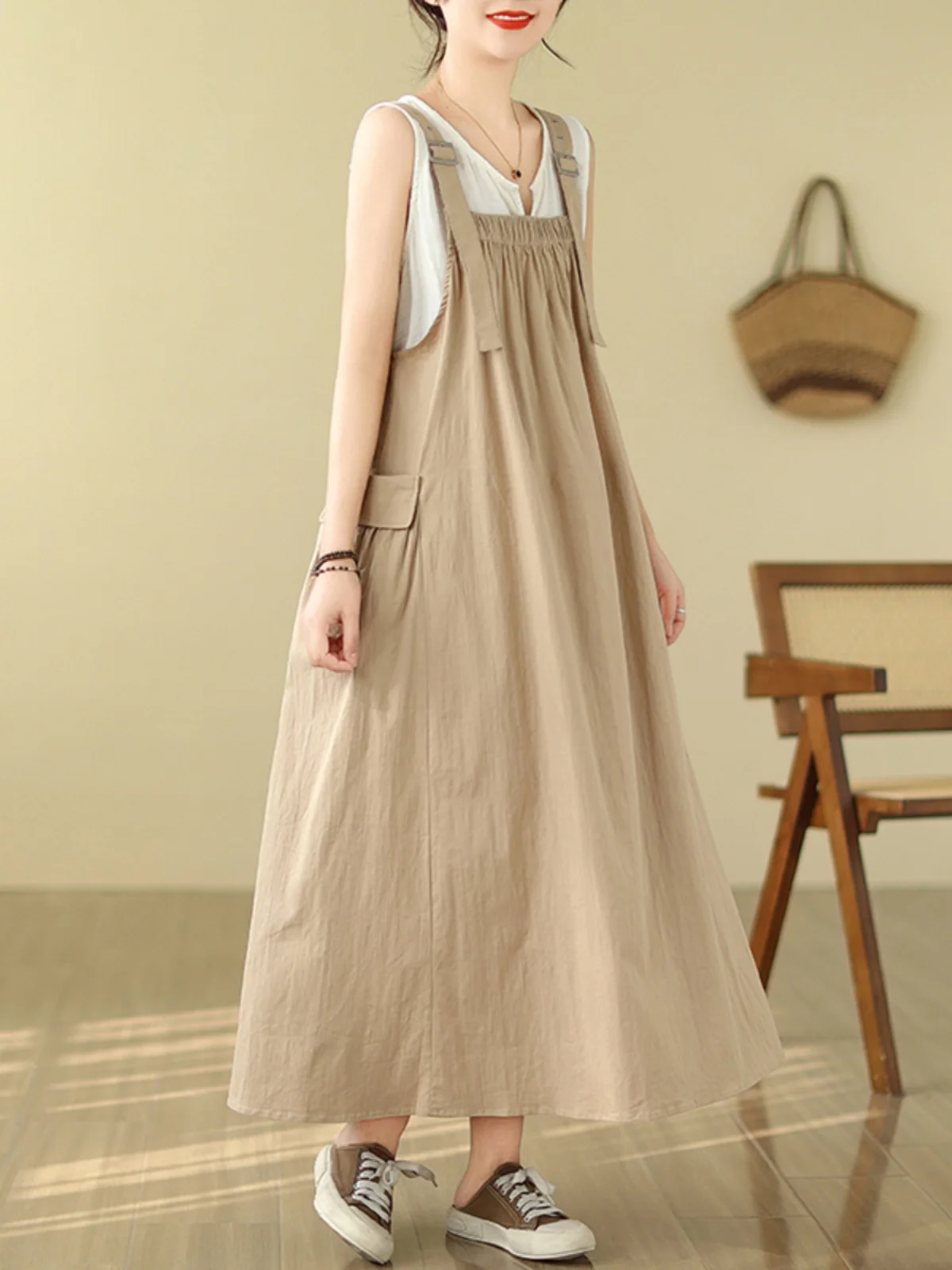 

Retro Khaki Linen Strap Dr Women Summer plus Size Loose Meat Concealing Long Strapl V-ne A-line Dr