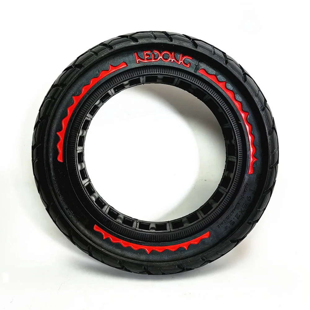 Innovative Technology Explore the Benefits of the 9 5 Inch Solid OffRoad Tyre Engineered for Efficiency on E scooters