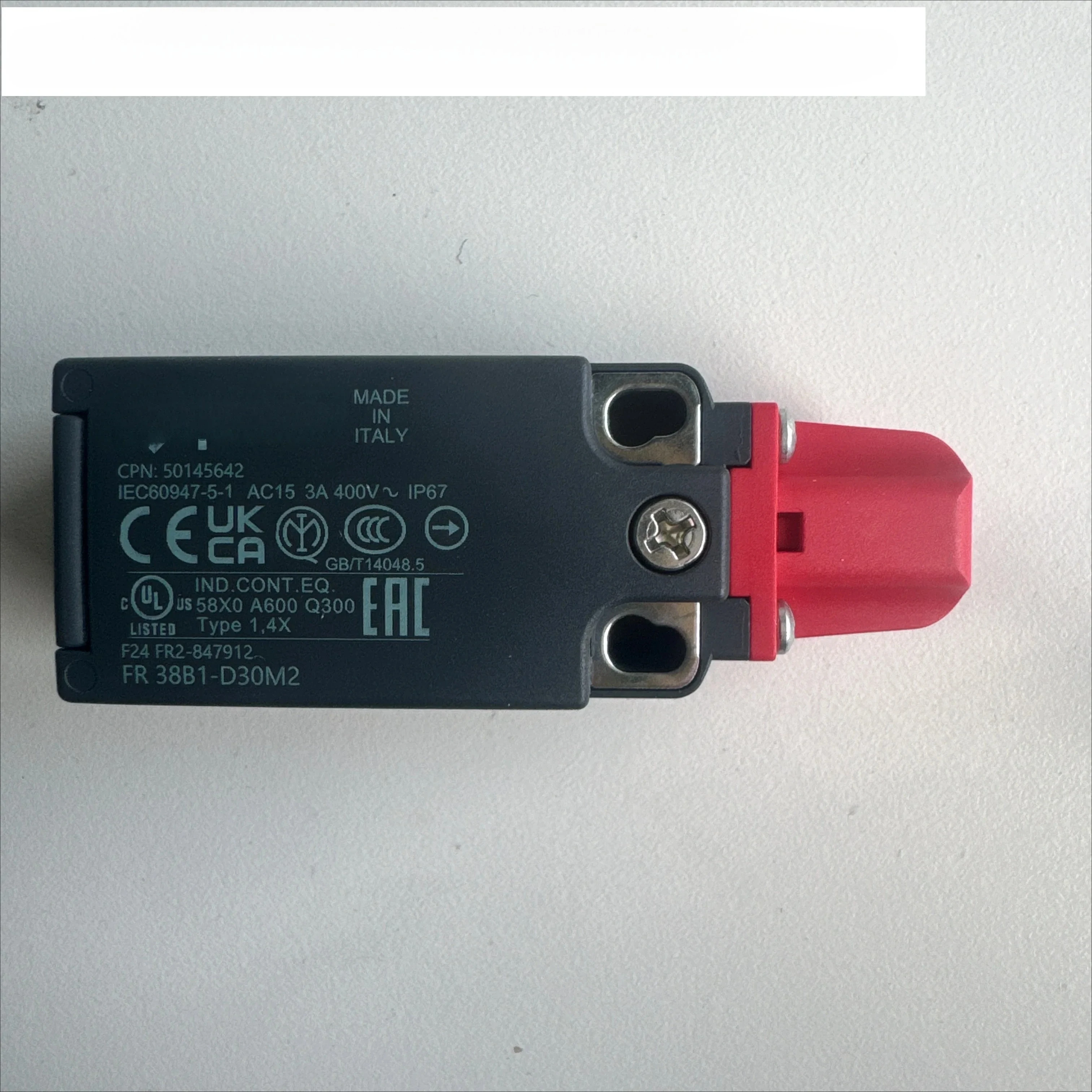 

Original imported safety limit switch FR 38B1-D30M2