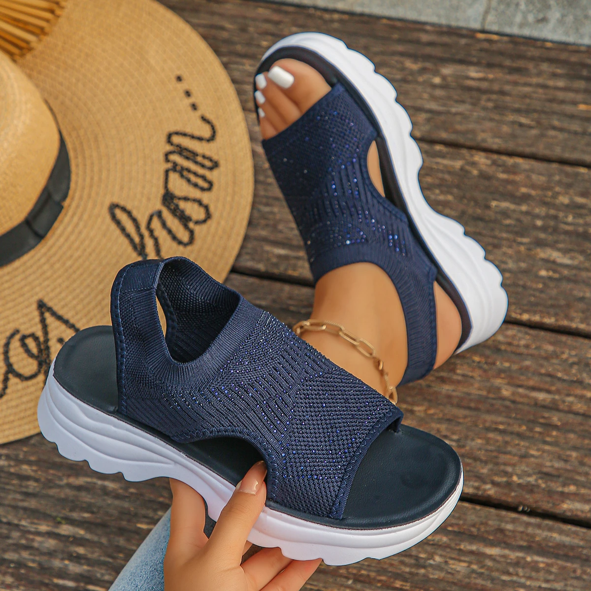 New Summer Fashion Comfortable Round Toe Thick Sole Solid Color Casual Sports Shoes Mesh Breathable Open-toe Sandals for Women