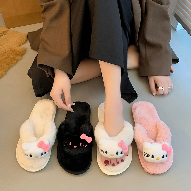 شبشب كاواي هالو كيتي من القطن القطيفة الجميلة للفتيات على طراز الشتاء للاستخدام المنزلي في الهواء الطلق، شباشب مريحة غير قابلة للانزلاق، هدية لطيفة