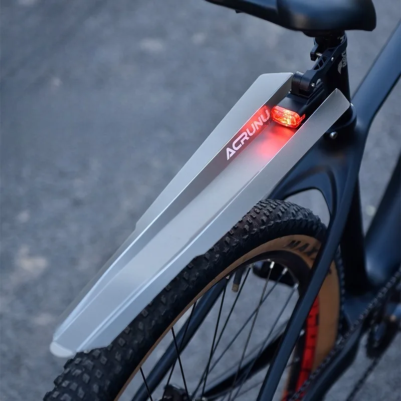 

Bicycle Mudguard with Light Mountain Bike Extended Quick-release Mudguard Road Bike Riding Accessories