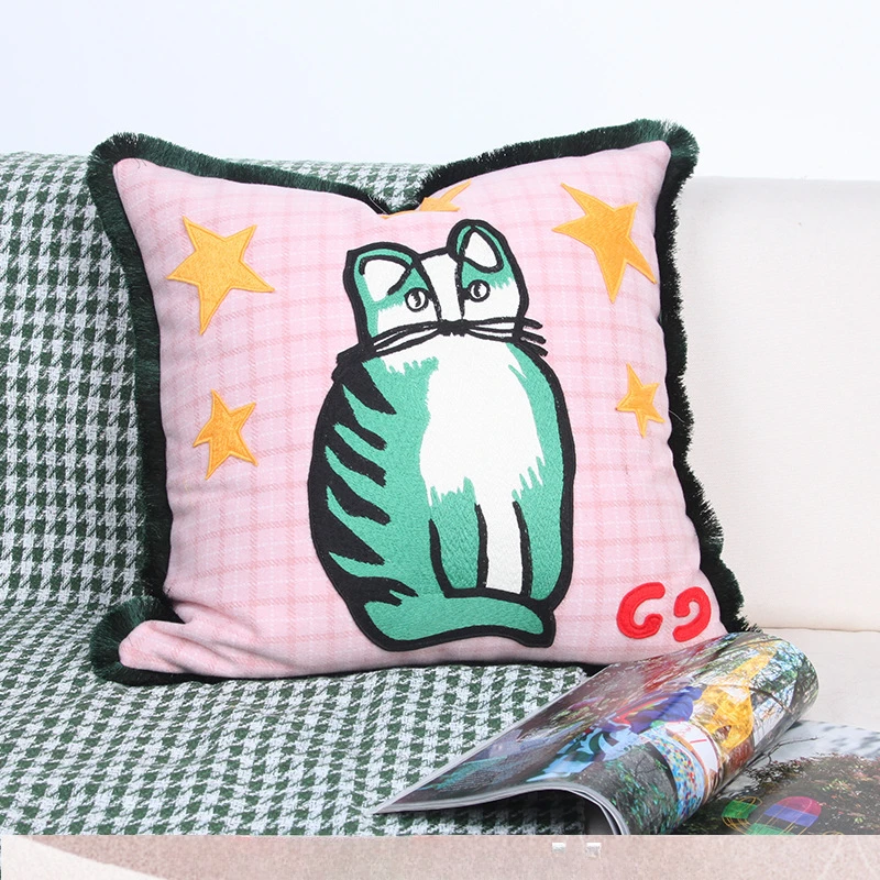 Modern Light Luxury Retro Style Tiger Pillowcase Cartoon Anime Cloth Patch Home Bedroom Sofa Tassel Pillowcase Cushion Cover