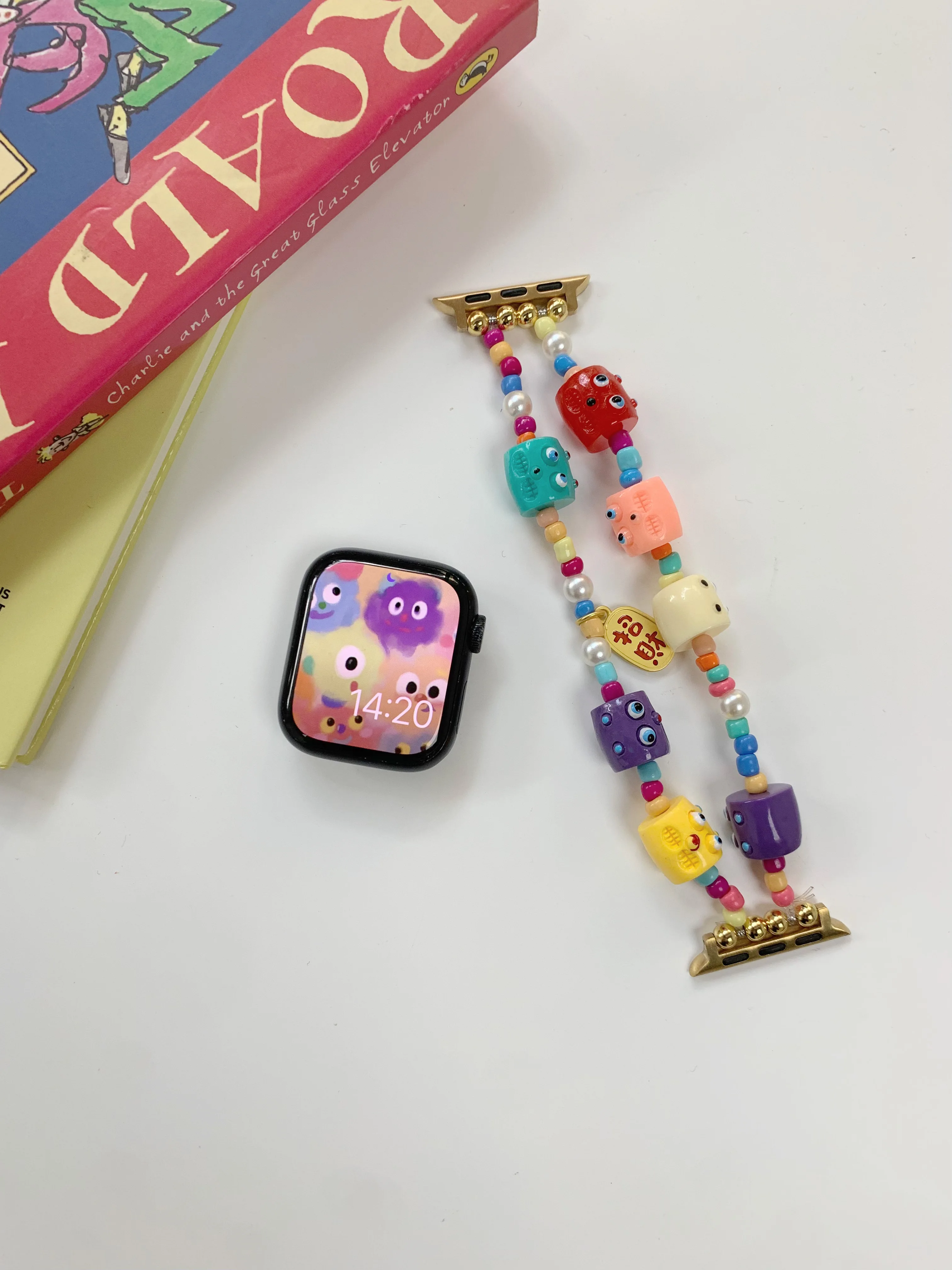 สายนาฬิกาข้อมือลูกปัดการ์ตูนน่ารักสำหรับ Apple iWatch S8สายนาฬิกาอัลตร้า S7 6 5 4 3 2 1อะไหล่สายนาฬิกา44mm 42mm 40mm