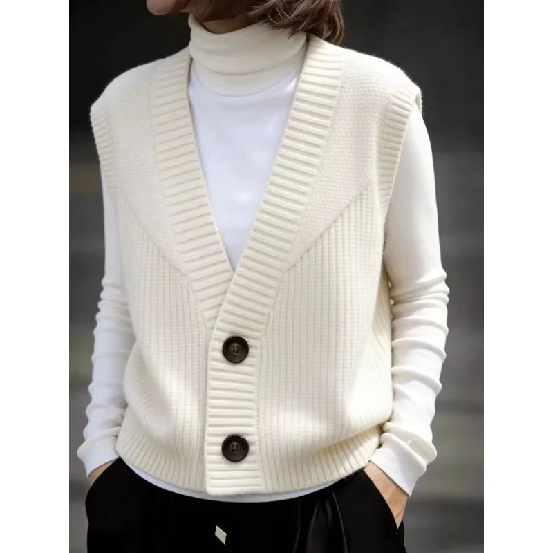 2026 New Style Korean Fashion Basic Layer Female Tops Office Ladies Casual Short Vests French Style Women's Retro V-neck Vest