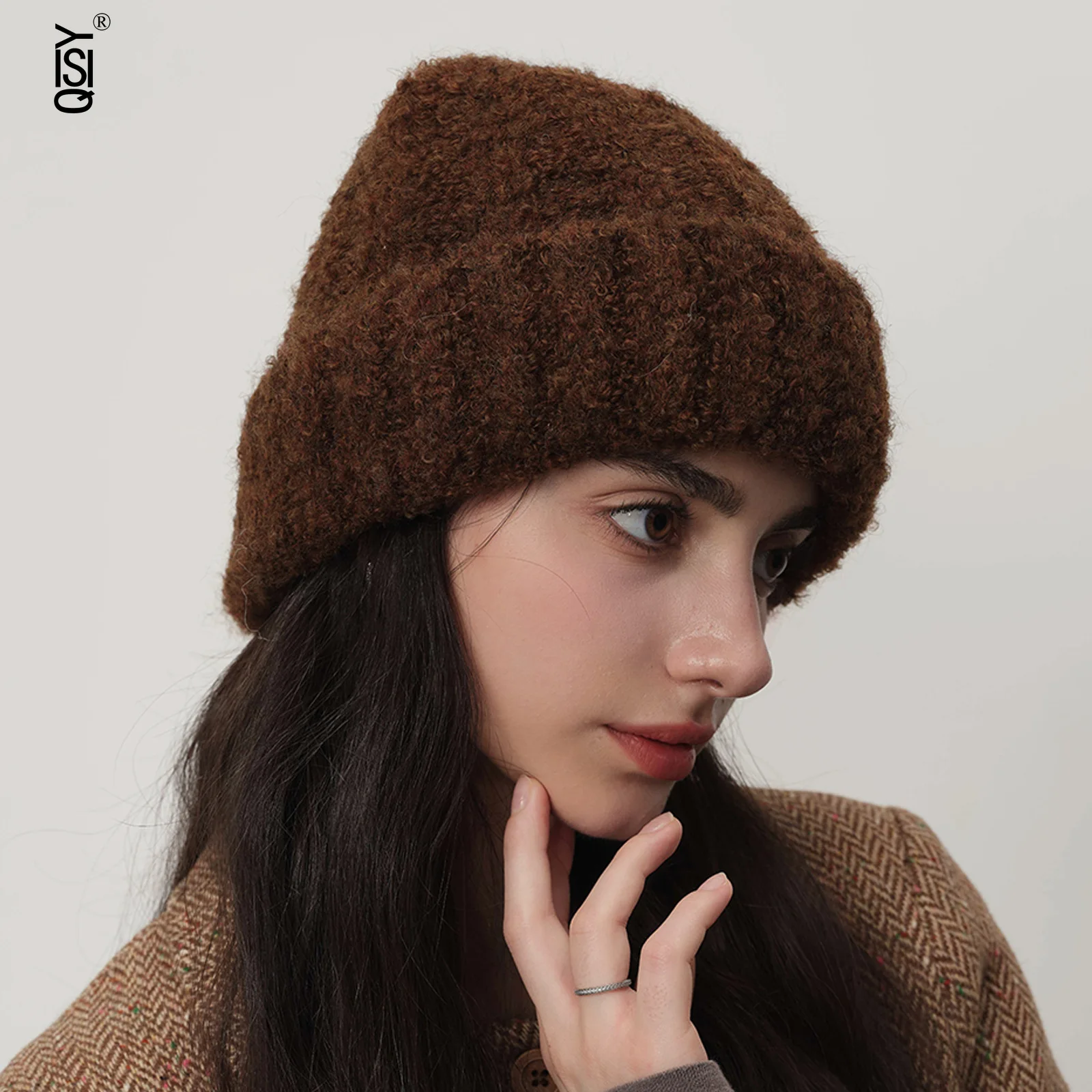 

A Retro, Warm, Thickened, Color-blocking, Face-enhancing, Small Flanged Wool and Woolen Knitted Cap for Women in Winter