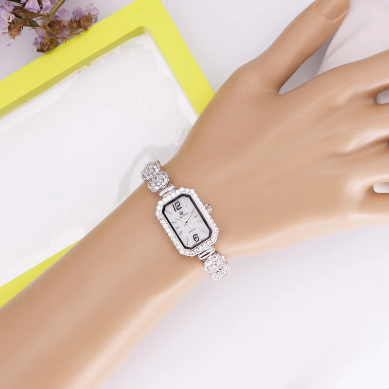 Heart Shell Lady Women\'s Watch Royal Crown Hours Fashion Dress Bracelet Luxury Rhinestones Bling CZ Girl Birthday Gift Box