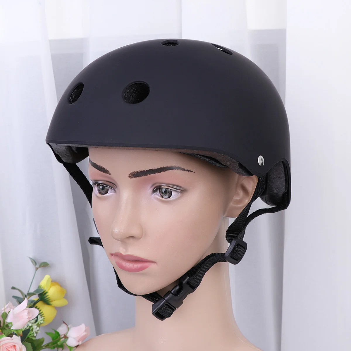 سلامة الكبار باللون الأسود مقاس S 49-53 سم وسادة بلاستيكية قوية عالية الكثافة هدية معدات ركوب الخيل