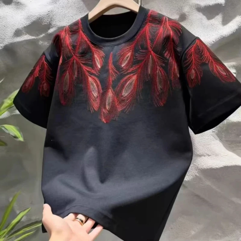 

Fashionable Men's Casual T-Shirt With Red Feather Print Round Neck Short Sleeve Breathable Daily Wear Summer Style