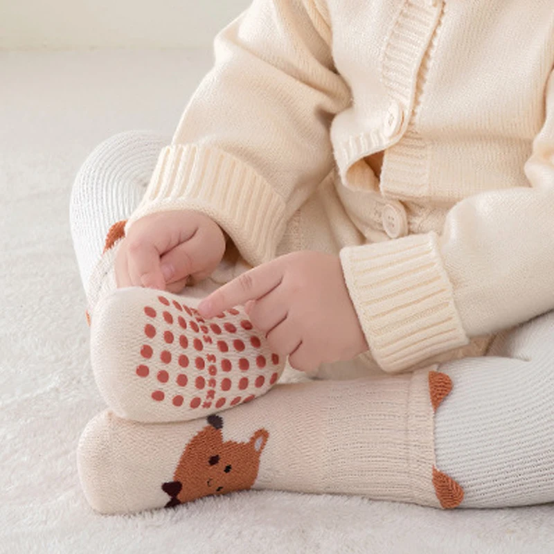 5 Paar gestreifte, rutschfeste Baby-Bodensocken, Kinder-Cartoon-Tier-Mittelknie-Socken, geeignet für alle Jahreszeiten – Detail 8