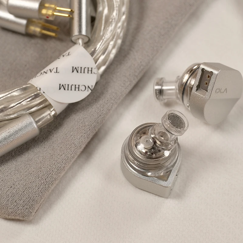 Tanchjim OLA IEM HIFI Dynamic Monitor In-Ear Earphones DMT4 Architecture Game Sports Headphones with Detachable Cable 2pin 0.78