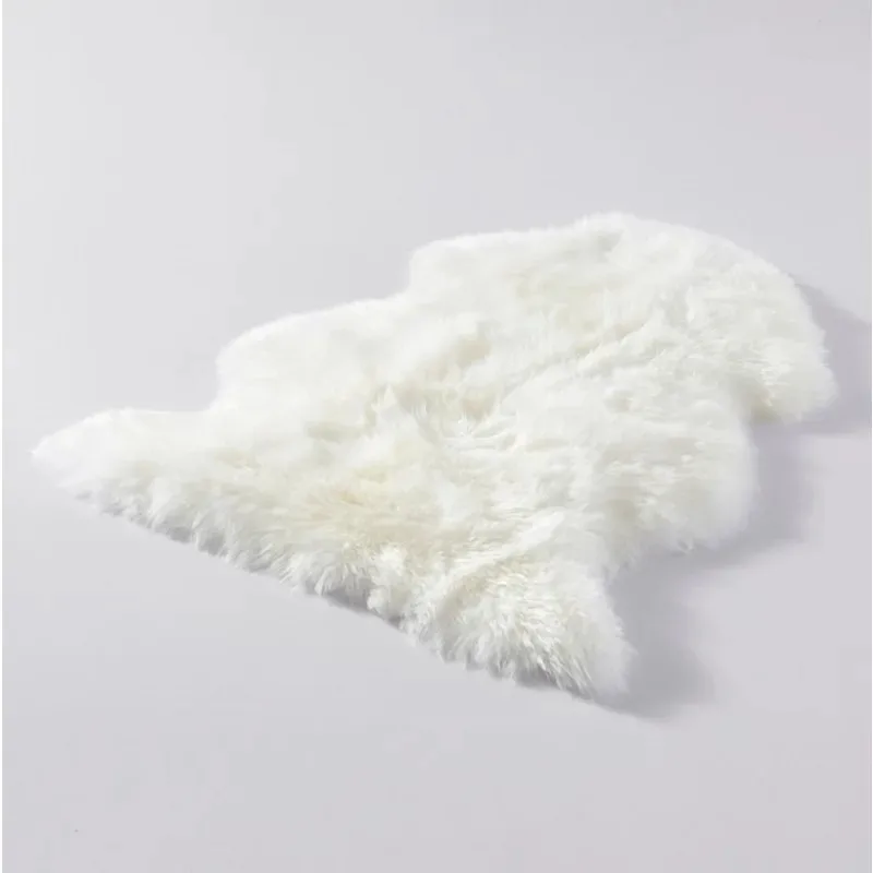 

Solid color wool seat cushion