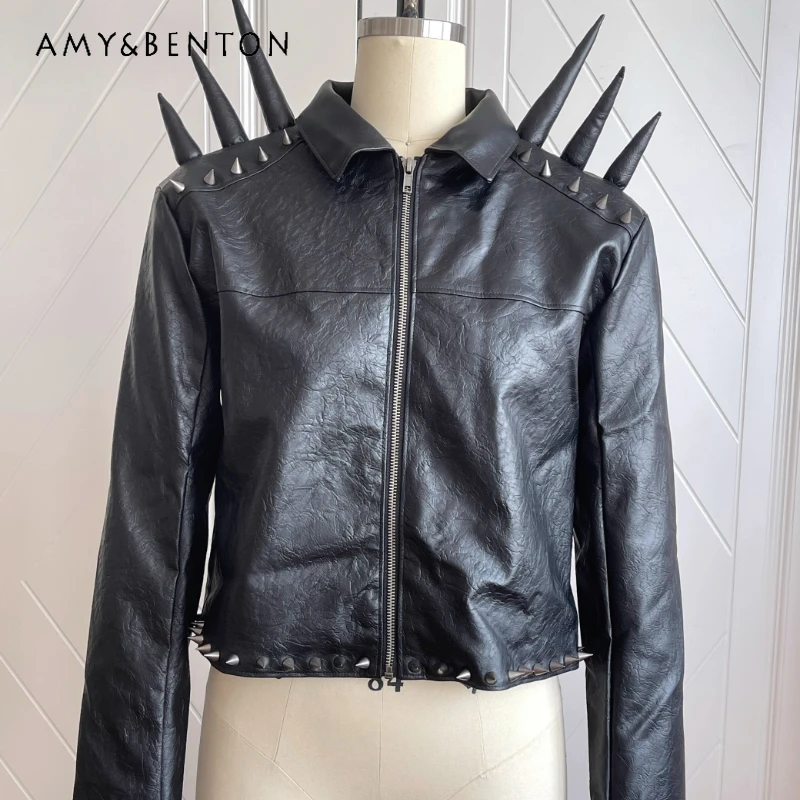 

Европейская и американская милая крутая красивая готическая темная женская куртка из искусственной кожи, осенний новый дизайн, индивидуальные куртки с заклепками, женские куртки