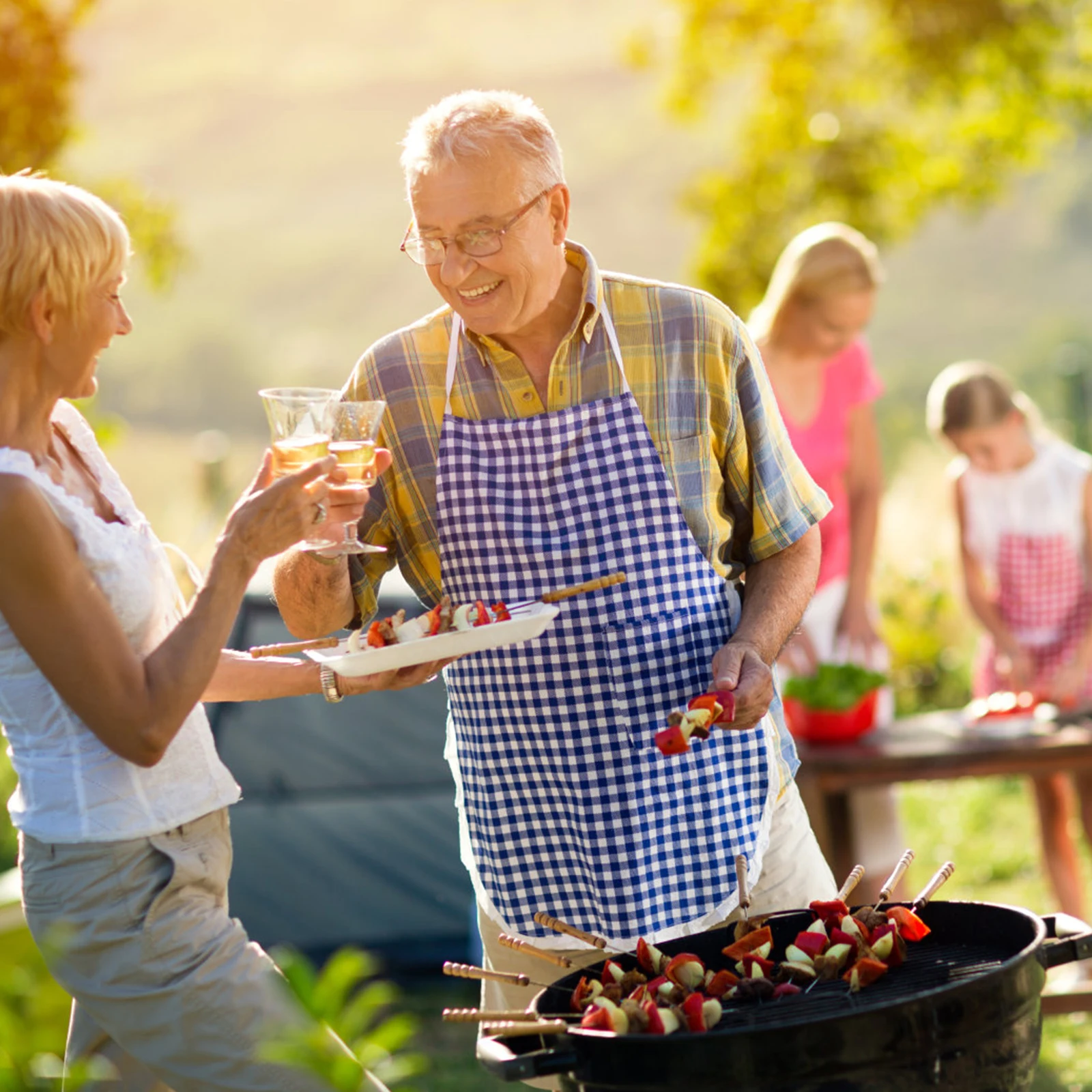 

6Pcs Stainless Steel Bbq Skewers Wooden Handle Roasting Sticks Outdoor Camping Barbecue Forks Marshmallow Roasting Forks