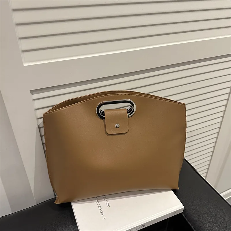 

Women's new trendy fashion handbag, vintage versatile envelope bag