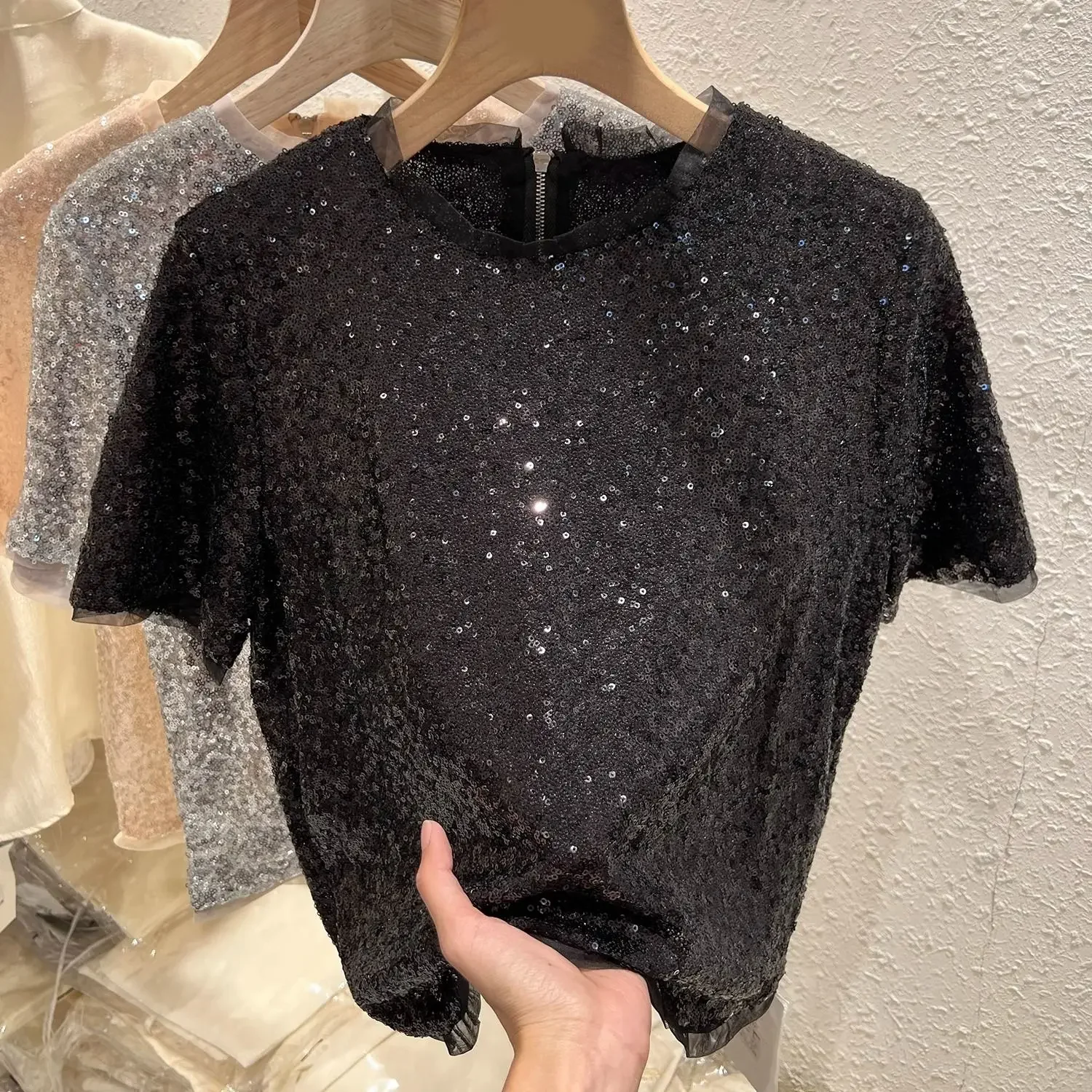 Grey Black Mesh Short Sleeved Sequined T-shirt For Women Summer Graphic T Shirts Ropa De Mujer Camisetas Loose Tops Grunge