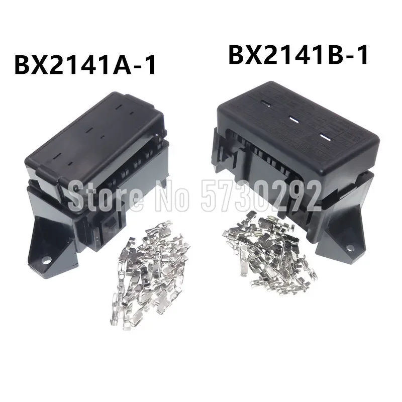 

Блок предохранителей на 14 контактов с пластиковой крышкой и клеммами для автомобилей и трициклов