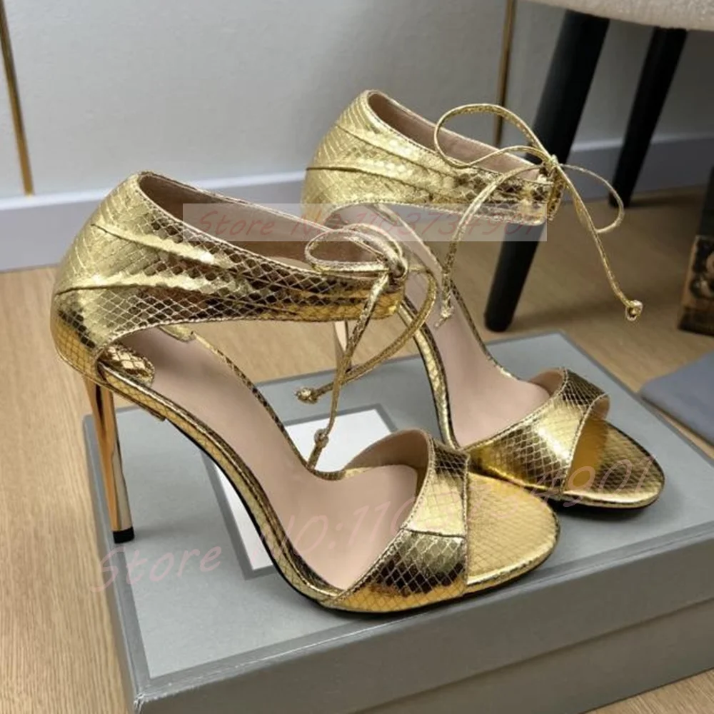 Metalik Yılan Derisi Desenli S - Metallic Heel Sandal incelemesi ve fiyatı