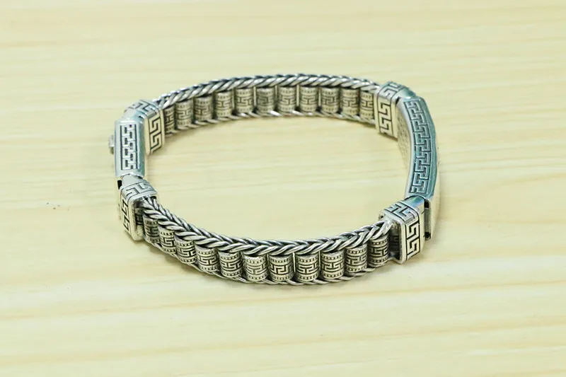 Chinese zodiac year S925 sterling silver vintage Thai silver domineering tiger head braceletNew Fashion Male Tiger Personalized