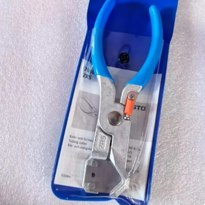 

1PC New ZRS-7658 Pipe Cutter In Box Fast delivery