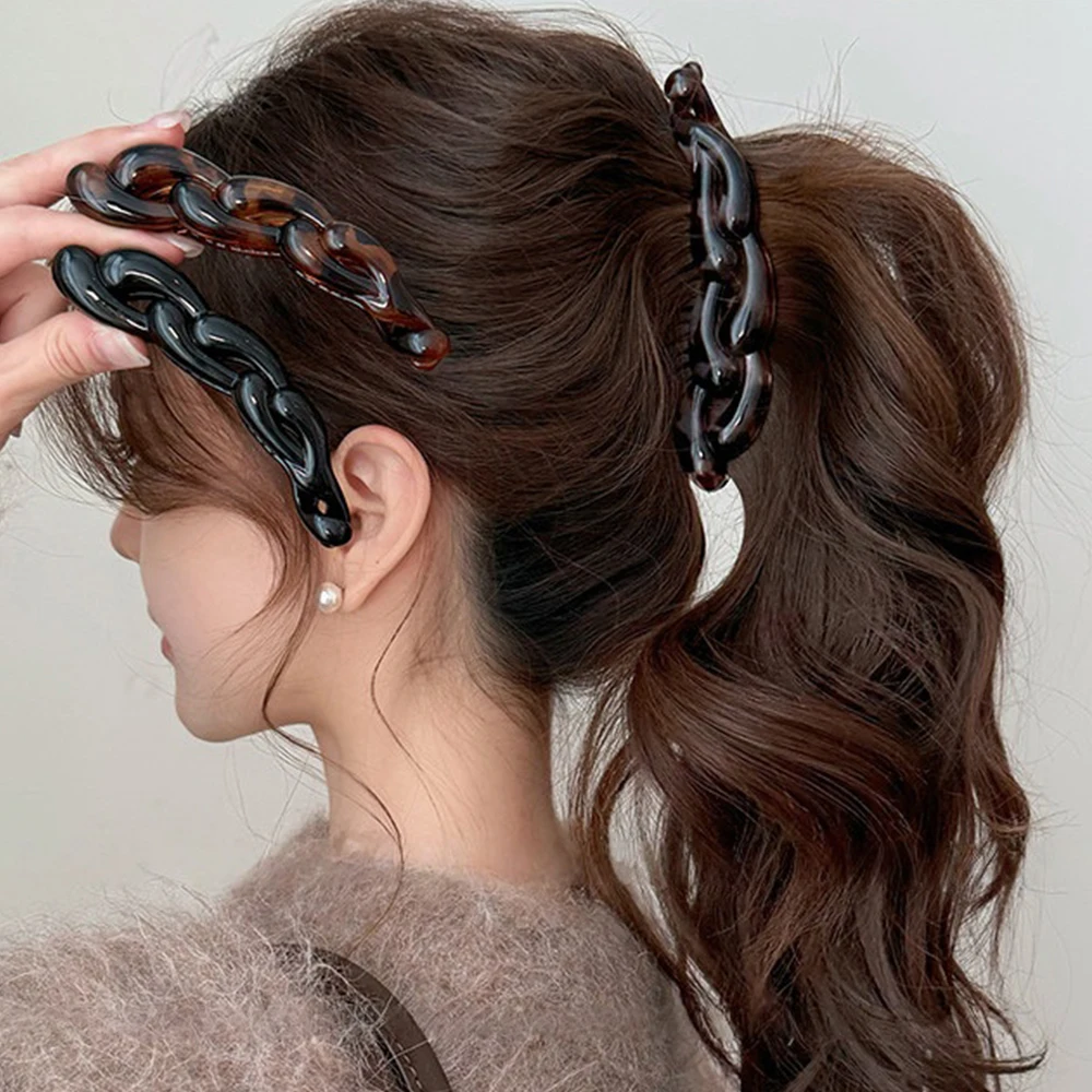 Acrylic Twisted Hai…