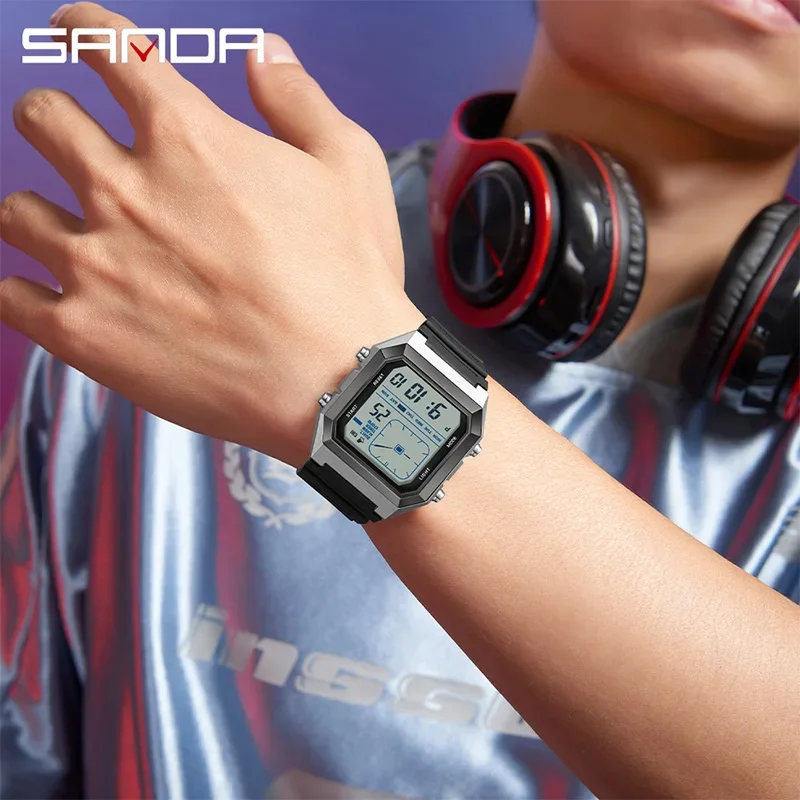 SANDA 6307 ساعات رقمية عصرية للرجال متعددة الوظائف كرونوغراف مضيء تقويم رياضي خارجي مقاوم للماء ساعة إلكترونية