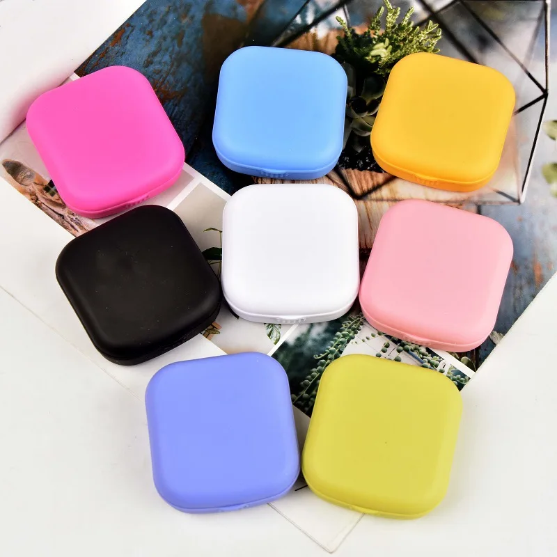 Thumbnail 2 - #1 Compare Contact Lens Cases Before You Buy