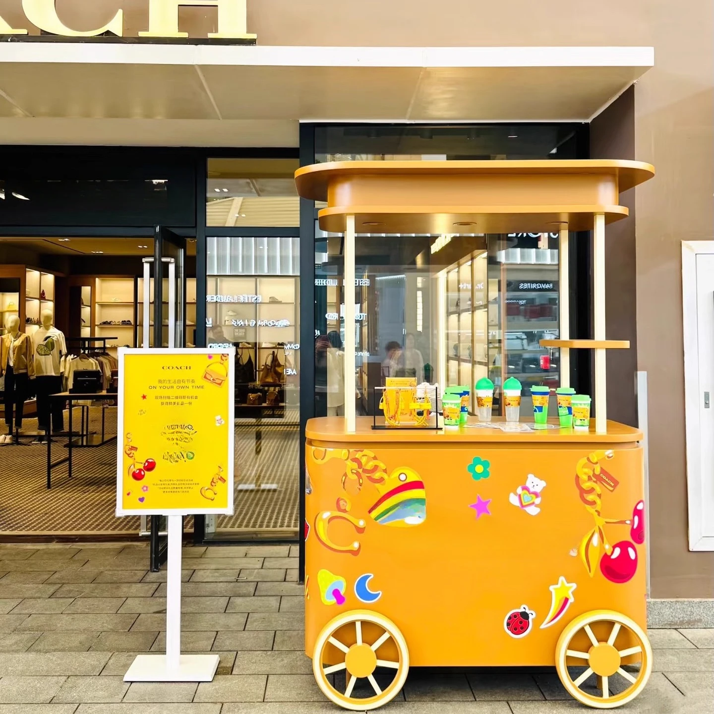 

Promotion Stall Display Cart Outdoor Market Stall Mall Flower Cart Iron Art Dining Cart Movable