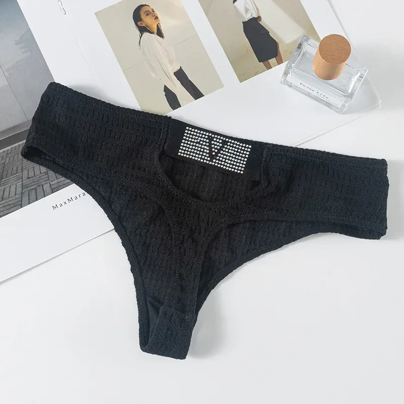 M-L Damesondergoed Europese Stijl Panty Sexy Kant Slipje Meisje Mode Diamanten Slips Laag Getailleerde Naadloze Onderbroek