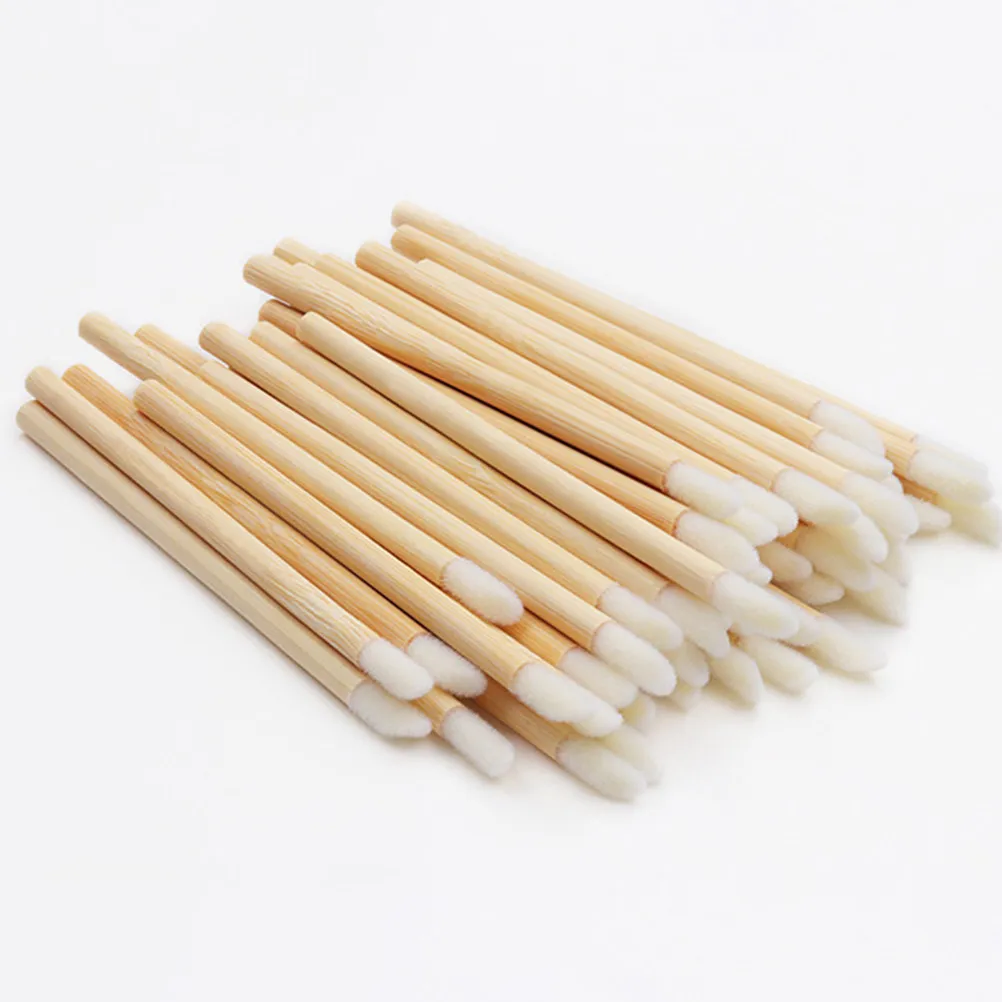 50Pcs Wooden Lip Brush Applicator Disposable Makeup Tool for Lipstick Lip Balm Precise Application Fashion Beauty Accessory