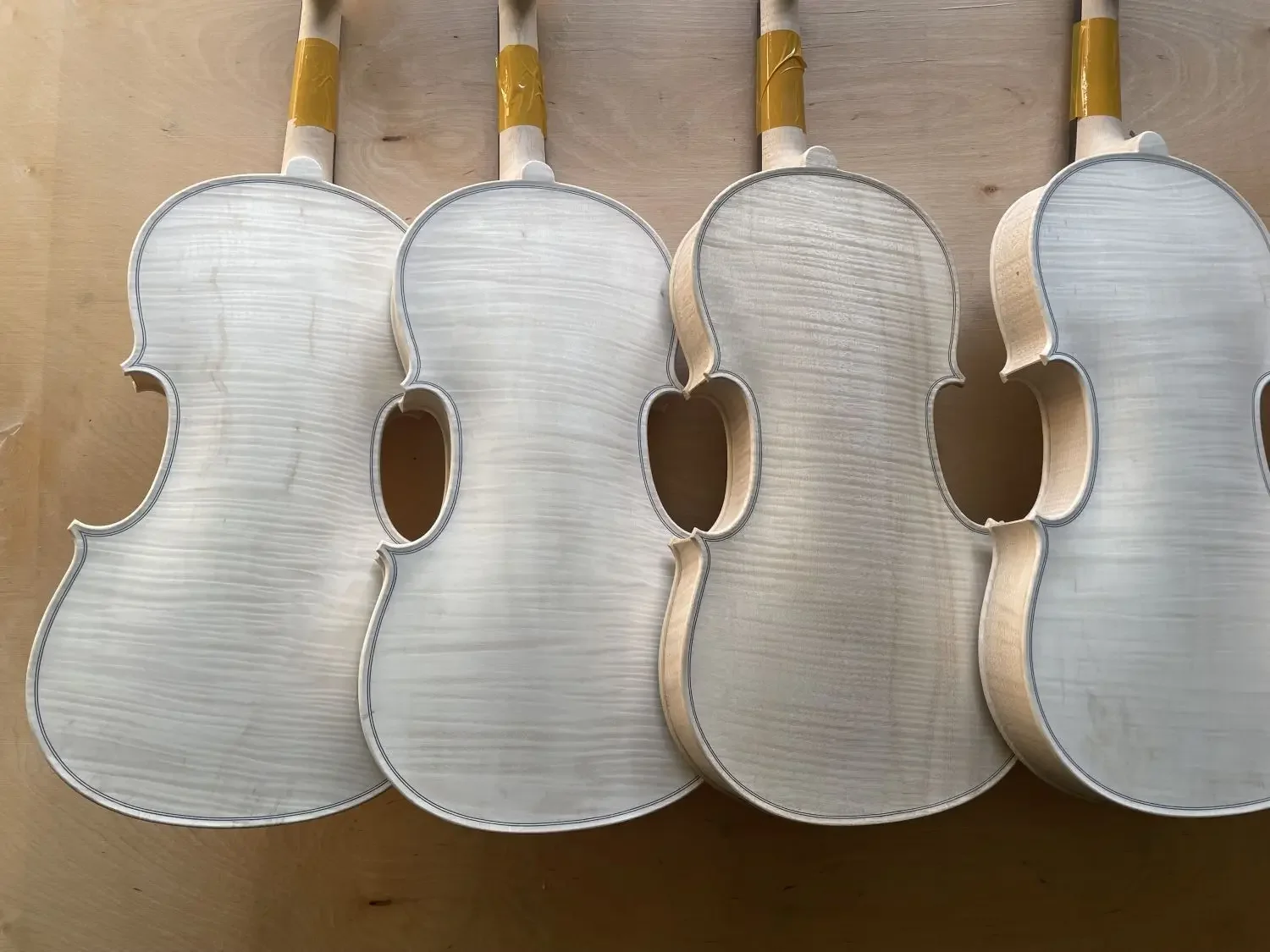 one 1pcs 4/4 Full Size Violin Kit Unfinished White Flame Maple Back Neck Spruce Top Ebony Fitting High Quality for Luthier DIY