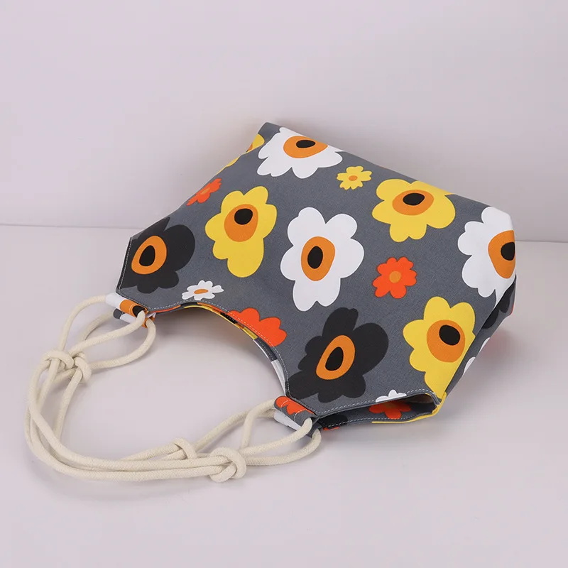 Printed Canvas Bag Large Capacity Shoulder Handheld Women's Bag Beach European and American Tote Bag Flower Bag crossbody bag
