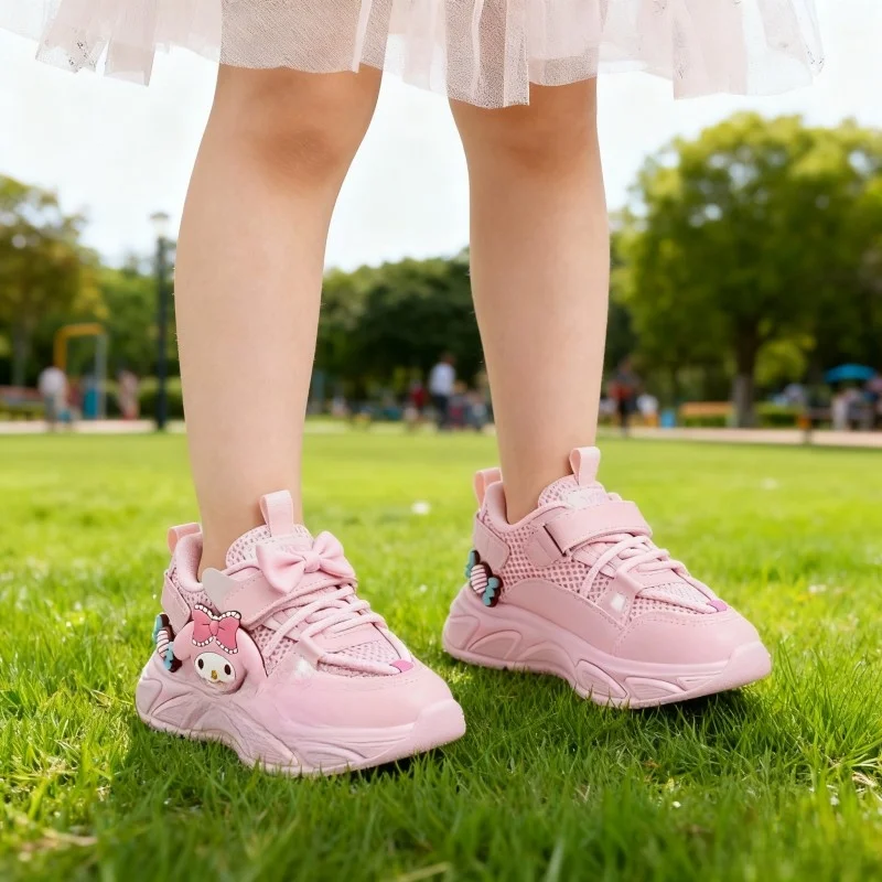 

Детская повседневная обувь, кроссовки из искусственной кожи, весенняя обувь Kuromi для девочек, дышащая нескользящая розовая обувь на липучке, размер 21-30