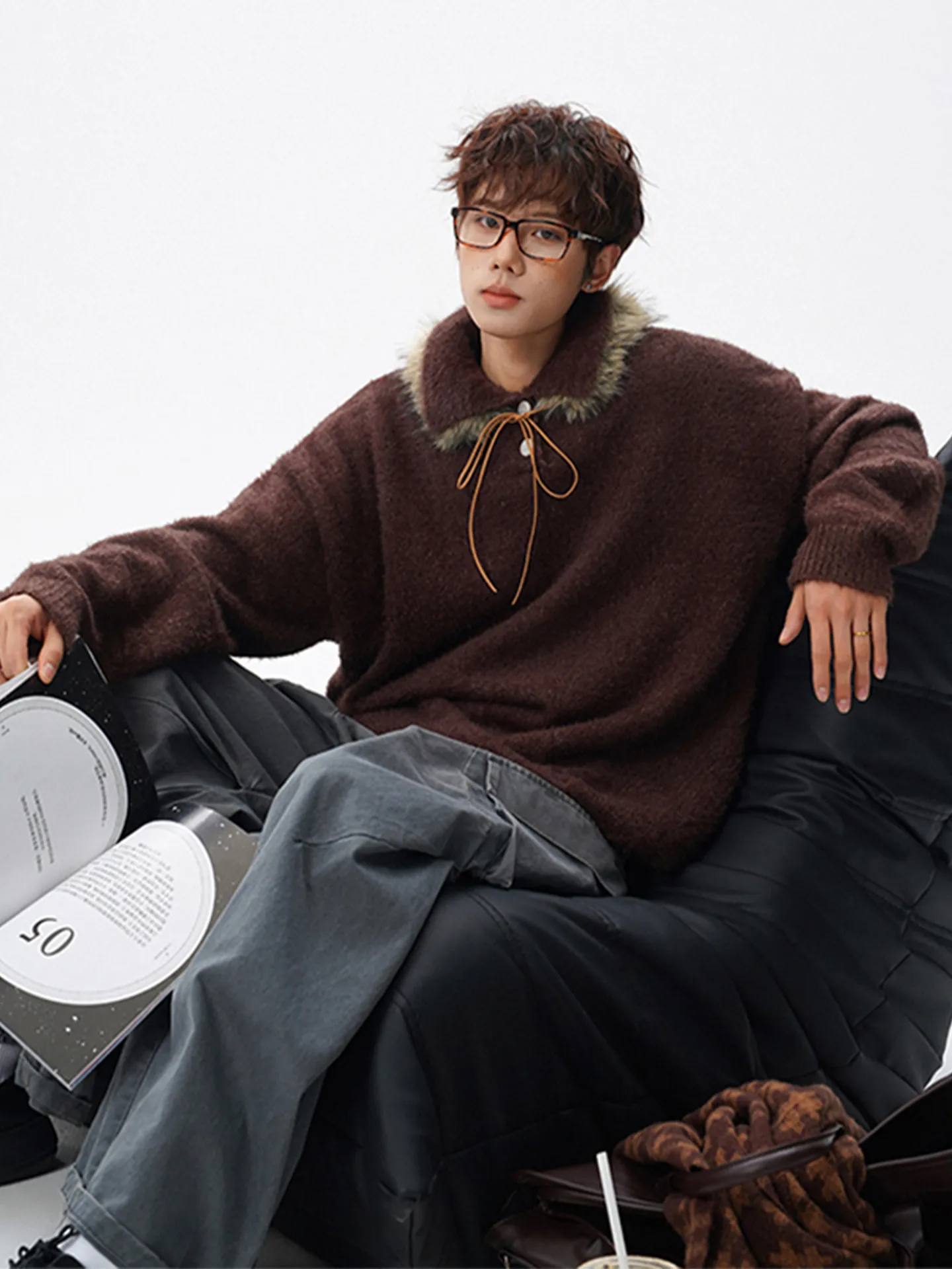 

Мужские вельветовые пуловеры с меховым воротником в винтажном стиле, облегающие, для вечеринок, в парижском стиле, для молодых мужчин, яркие, повседневные, стильные, с волнообразным узором