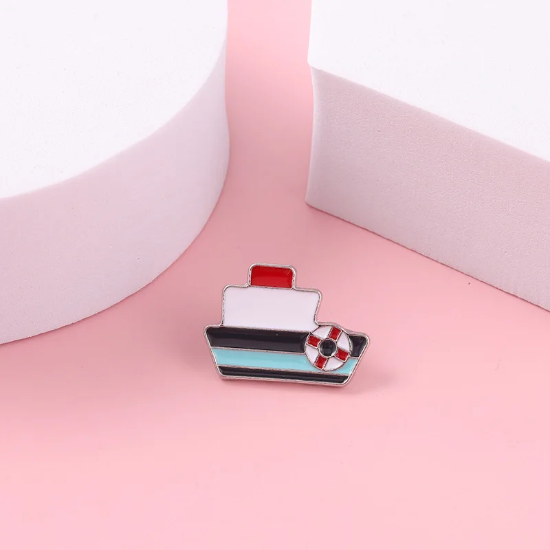 Creative Fun Yacht Cruise Enamel Brooch Marine Boat Swimming Ring Alloy Pins Badge Bags Accessories Personality Jewelry Gifts