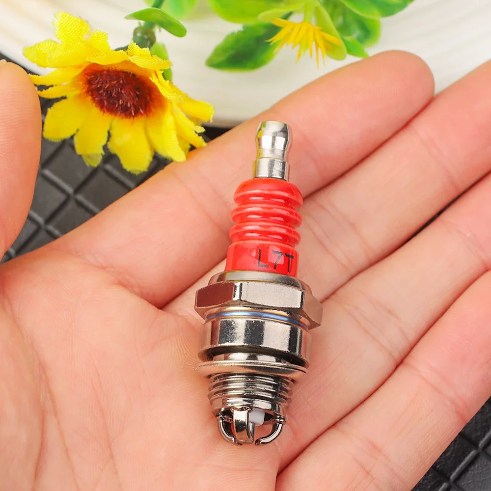 Three-sided Pole Plug L7T 2 Stroke Gasoline Chainsaw and Brush Cutter Engine Ignition Electrode Auto Parts