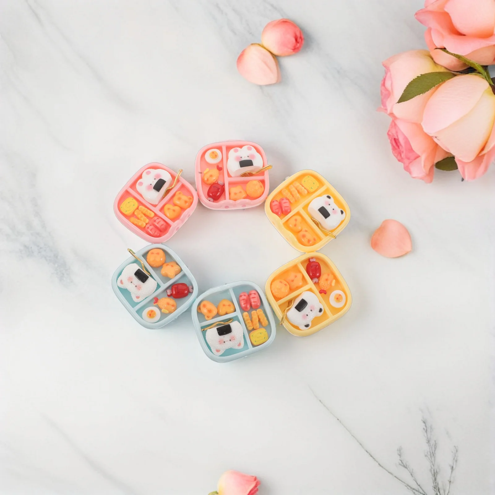 6 stks Mini Bento Poppenhuis Maaltijd Set Japans Voedsel Voor Miniatuur Huis Accessoires, Hars Sushi Beeldjes, kleine Lunchbox Display,