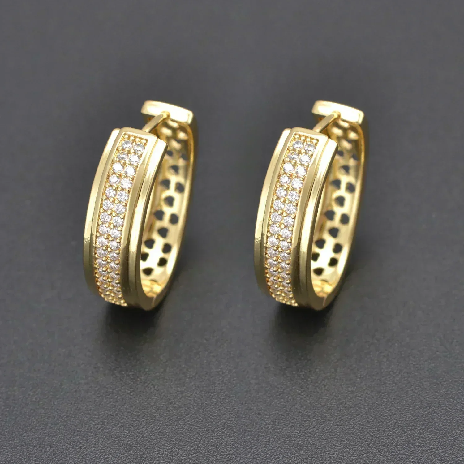 Hoop Earrings Gold Silver Color Big Hoop Earrings Cubic Zirconia Women's Brass Earrings Fashion Plating Jewelry Wholesale 1 Pair