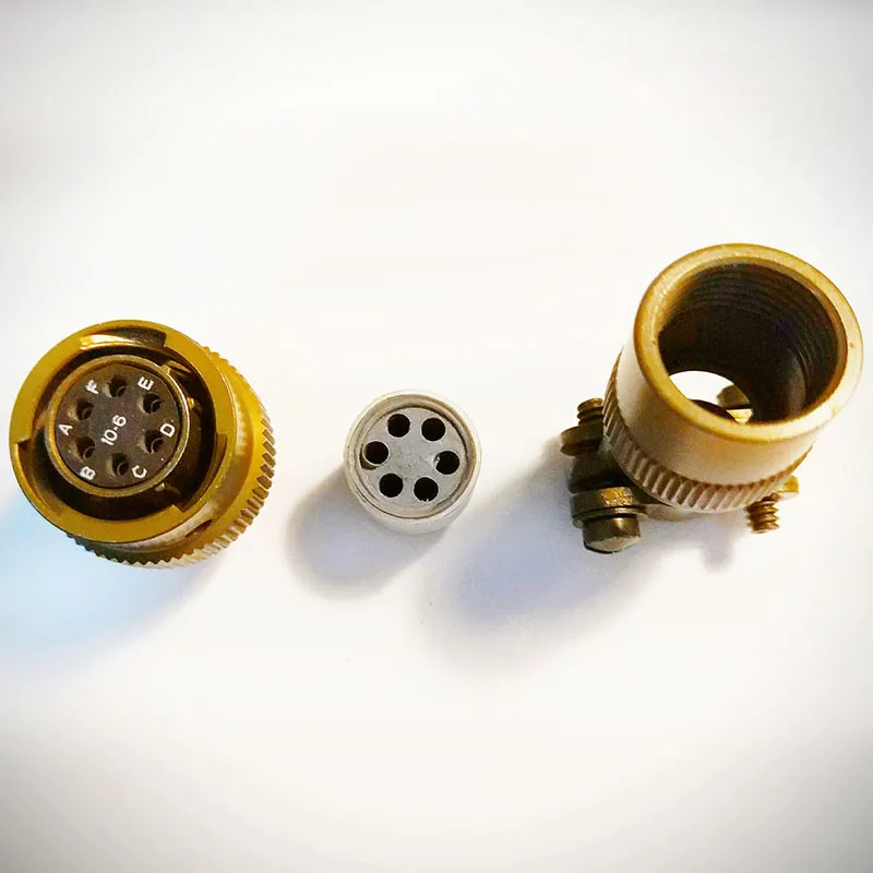 العلامة التجارية الجديدة المستوردة موصل يحل محل MS3116F PT06A/E/PTO2 62IN-16F-10-6S 6-Pin