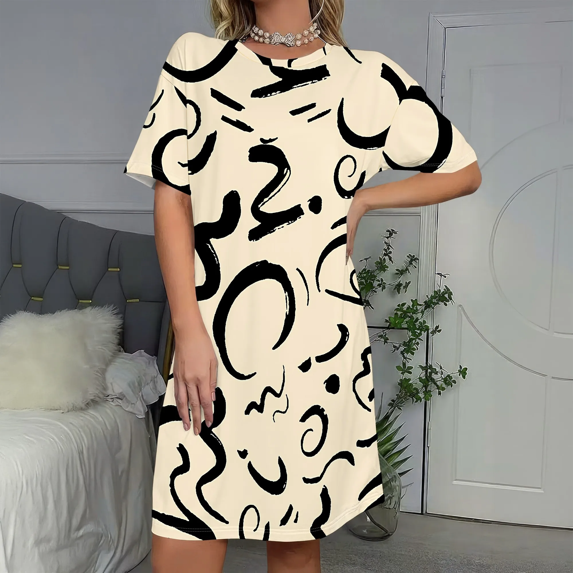 

Abstract Art Print, Short Sleeve Dress, Brushstroke Pattern Tunic, Loose Fit Casual Wear, Boho Style for Women, S-2XL