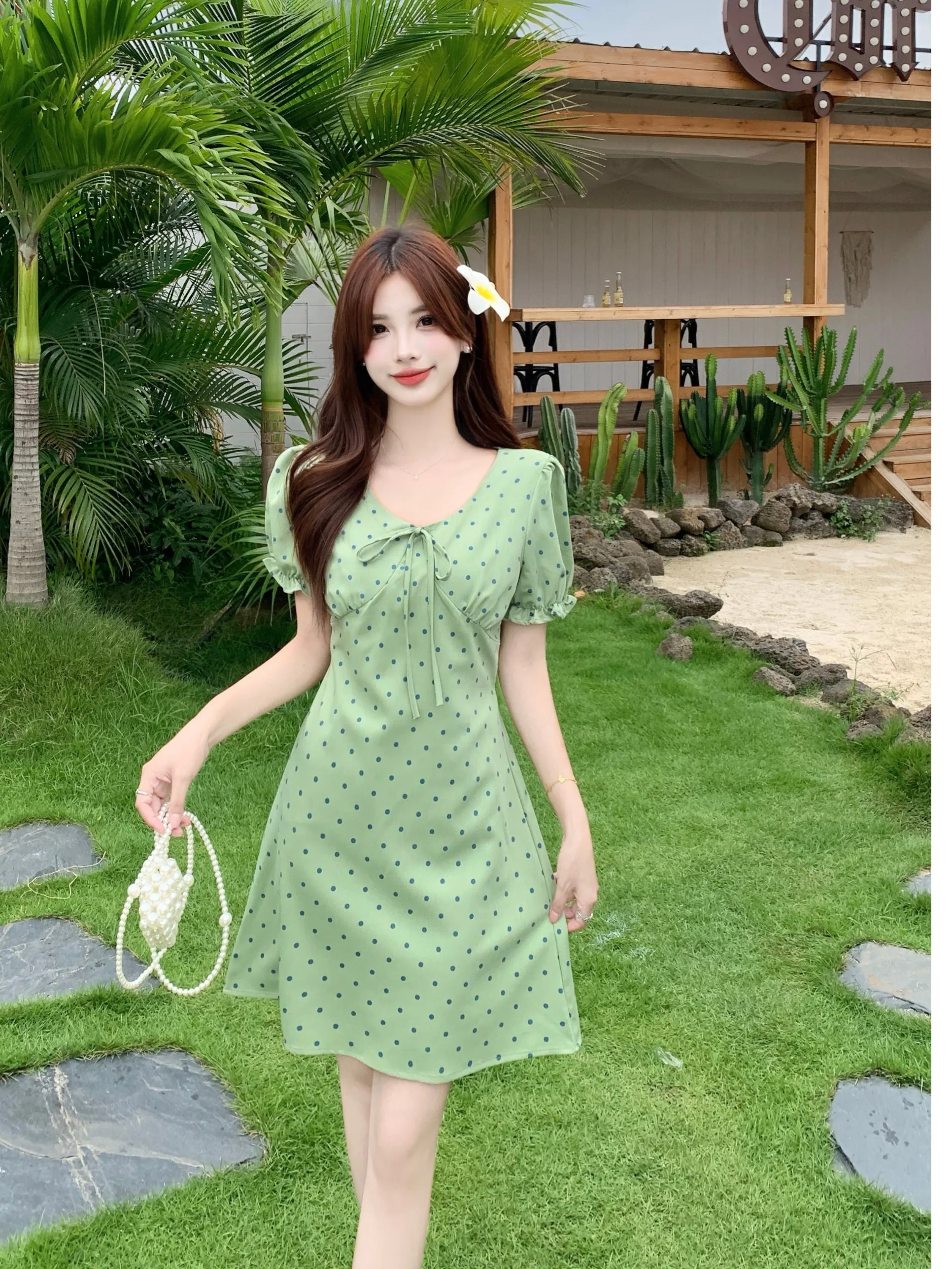 Sweet Polka Dot V-neck Short Sleeve Dress Women's Summer New Slimming Waist Cinched Short Skirt Korean Style Commute Wind