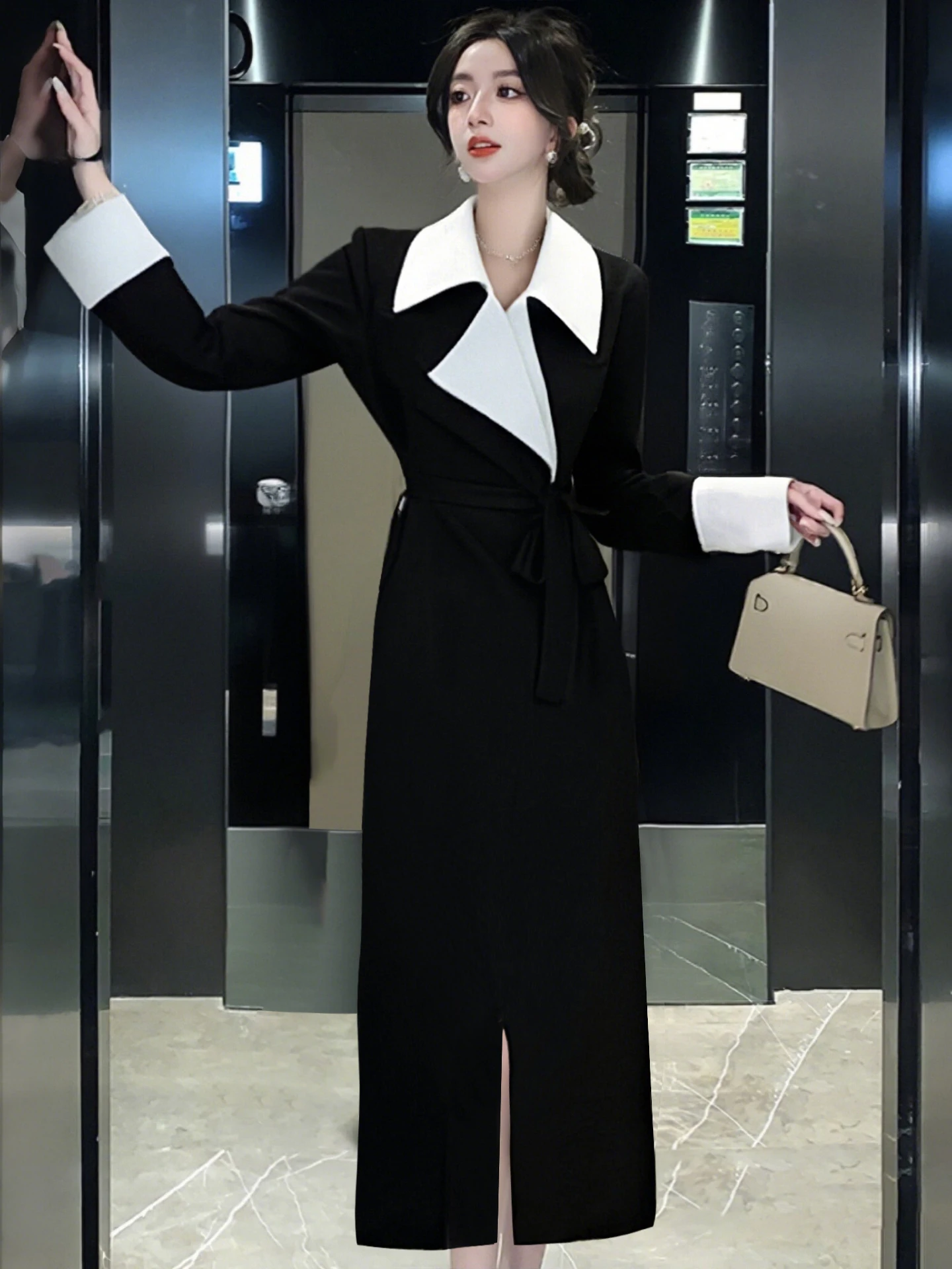 

Женский удлиненный жилет-пальто из полиэстера свободного кроя с поясом, новинка осени 2025