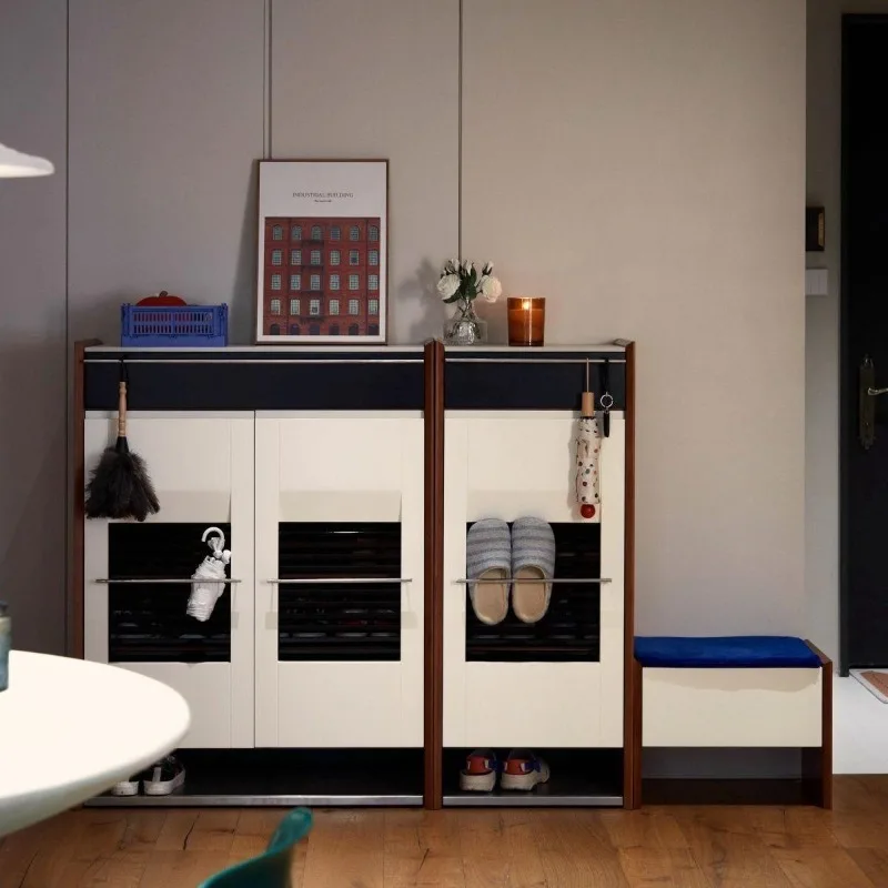 Solid wood integrated shoe cabinet Bauhaus enters the door against the wall, corridor locker entrance storage two-in-one design