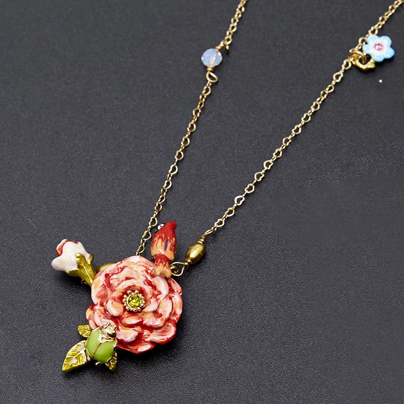 

French Exquisite Fashion Color Glaze Red Malus Spectabilis Parrot Rose Pendant Necklace Sweater Chain Copper Gold Plated Craft