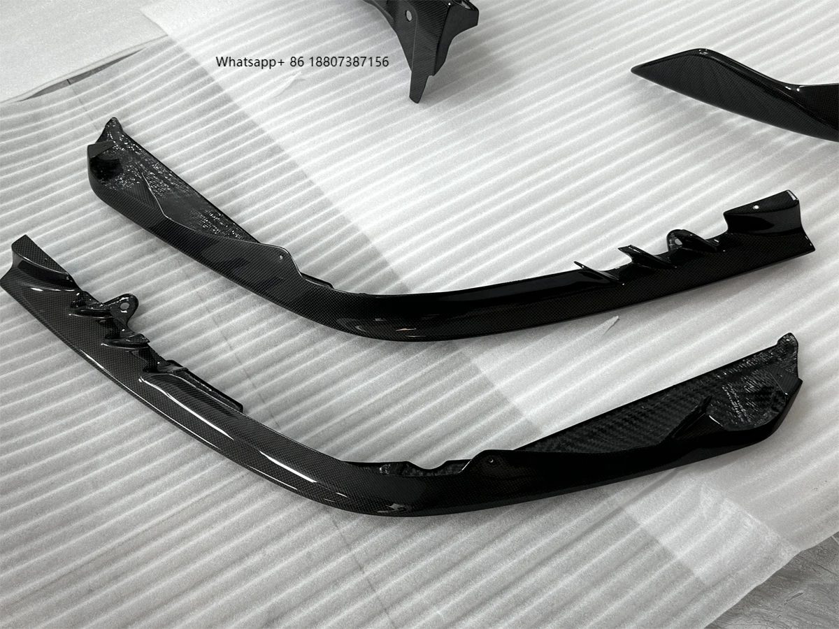 

Автомобильные аксессуары из сухого карбона в стиле OEM для Ferrari SF90: передний бампер, передний сплиттер, передний спойлер