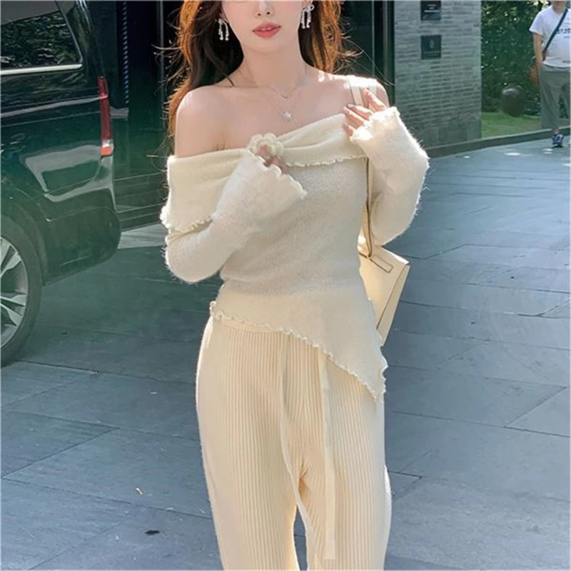 Women Sexy off Shoulder Knit Sweater Spring Autumn Pullover Jumper Tops Lady Casual Irregular Long Flared Sleeves Knitwear Shirt