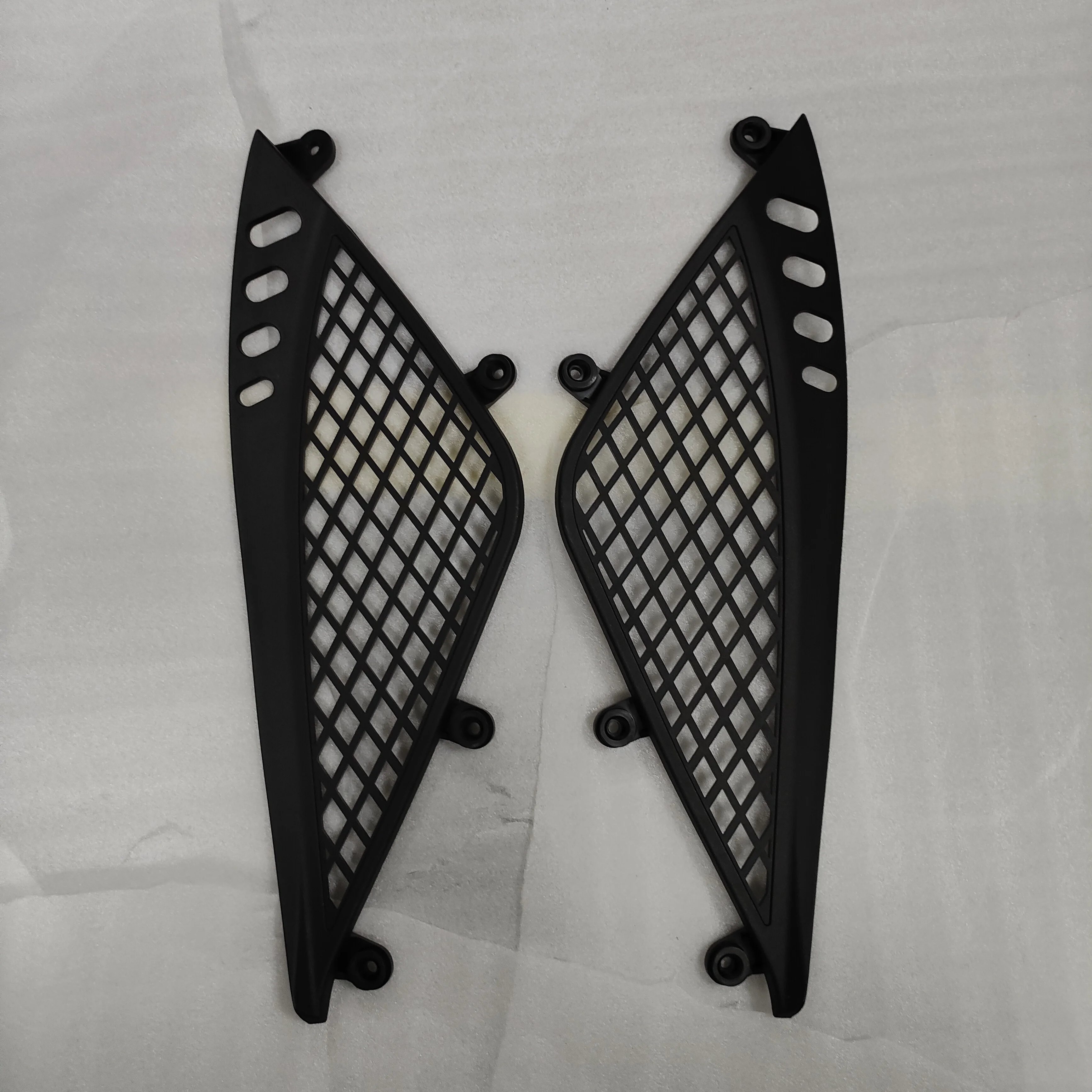 

LEFT & RIGHT ENGINE FENDER,FOR KAYO ATV AU200 AU230,P/N:803006-0013 803006-0014,QUAD PARTS