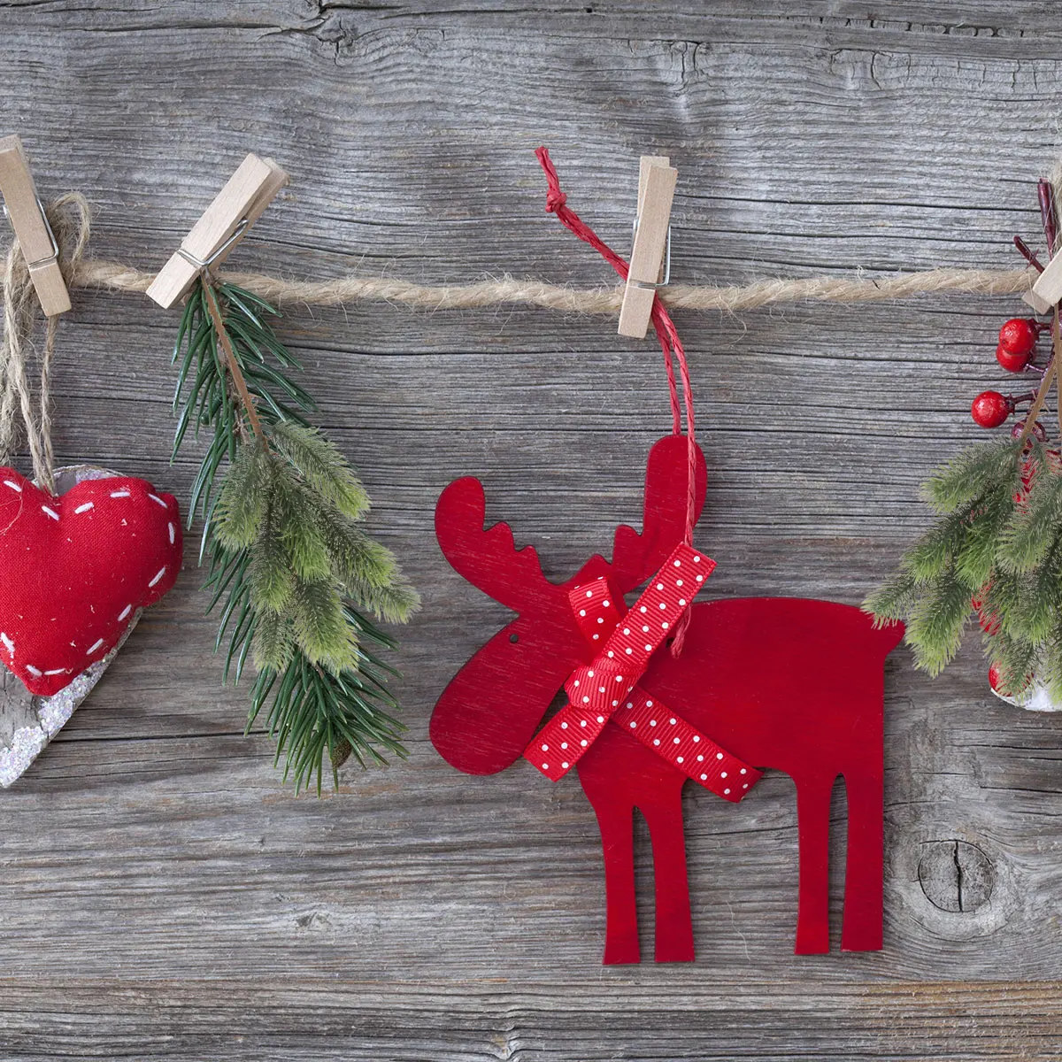 

3 Pcs Decorations Small Leaves for Crafts Branches Vase Artificial Faux Fake Leaf Realistic Pine